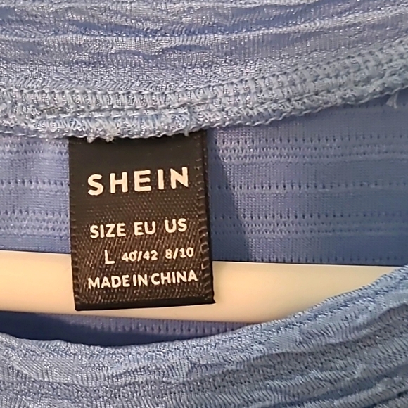 Shein top - Picture 2 of 4